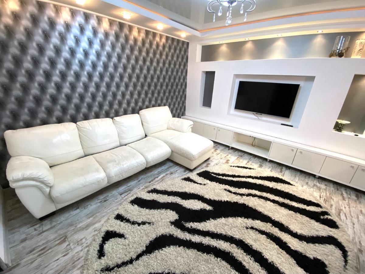 Bright Luxury Apartment Near Center Chisináu Exterior foto