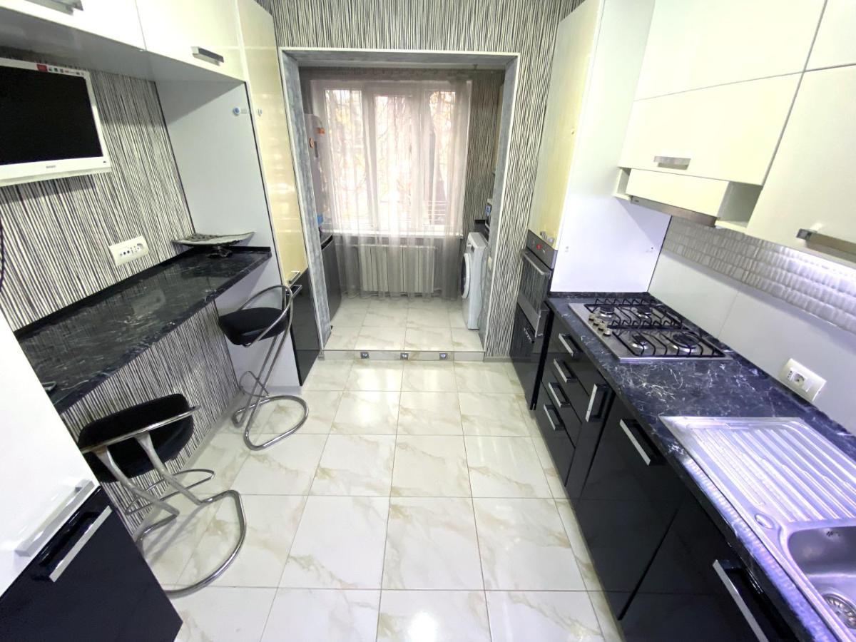 Bright Luxury Apartment Near Center Chisináu Exterior foto